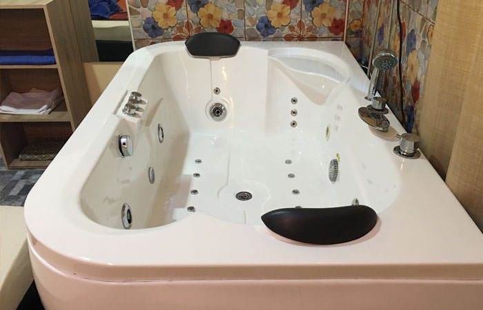 Soapy Room at Kiss Bangkok Massage